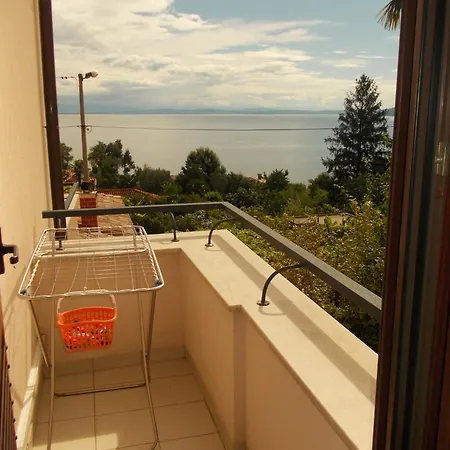 Apartments Grzin Mošćenička Draga Rum bild